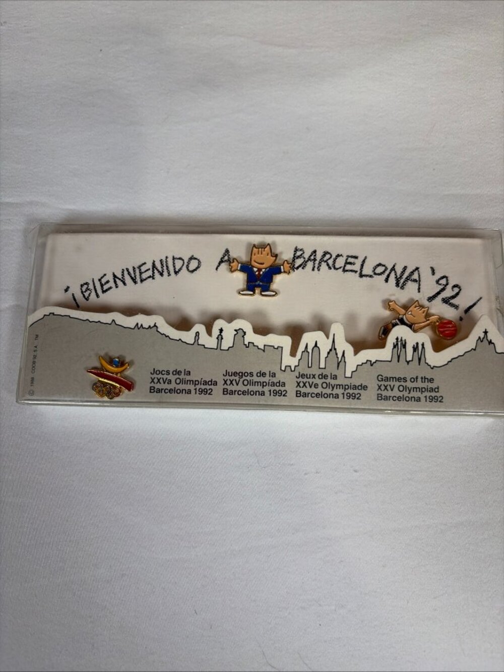 Barcelona 1992 XXV Olympics 3 Pins Olympic Souvenir